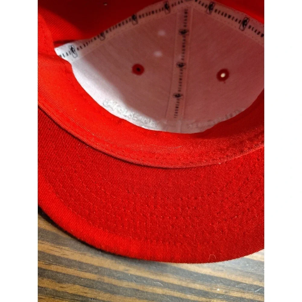 Houston‎ Rockets Red Fitted 6 7/8 Reebok Hat NBA Basketball Flat Bill Spell Out